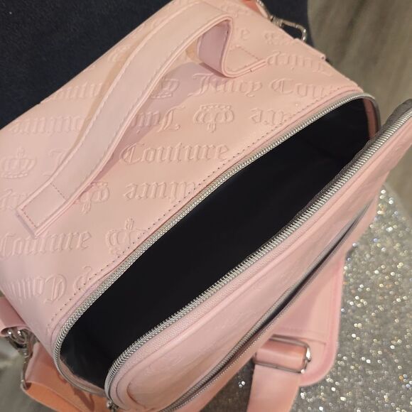 Juicy Couture Signature Logo/Crown Embossed Zip-Around Insulated Lunch Tote Bag - Picture 9 of 9